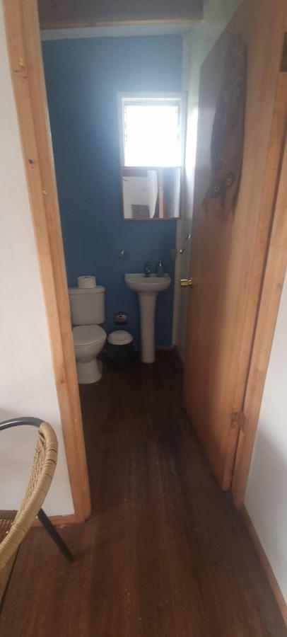 Hostal Henua Roa 2 Apartment Hanga Roa Exterior photo