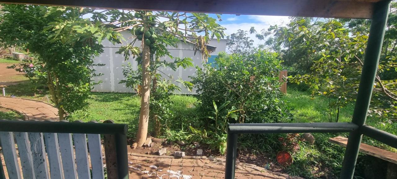 Hostal Henua Roa 2 Apartment Hanga Roa Exterior photo