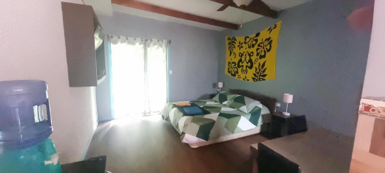 Hostal Henua Roa 2 Apartment Hanga Roa Exterior photo